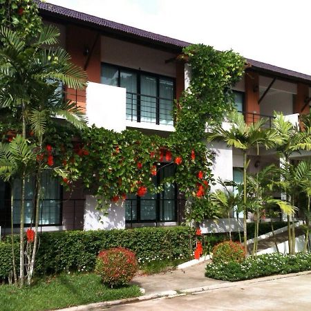 Wassana Sitdharma Guesthouse Trang Exterior foto