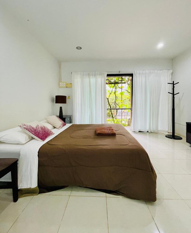 Wassana Sitdharma Guesthouse Trang Exterior foto
