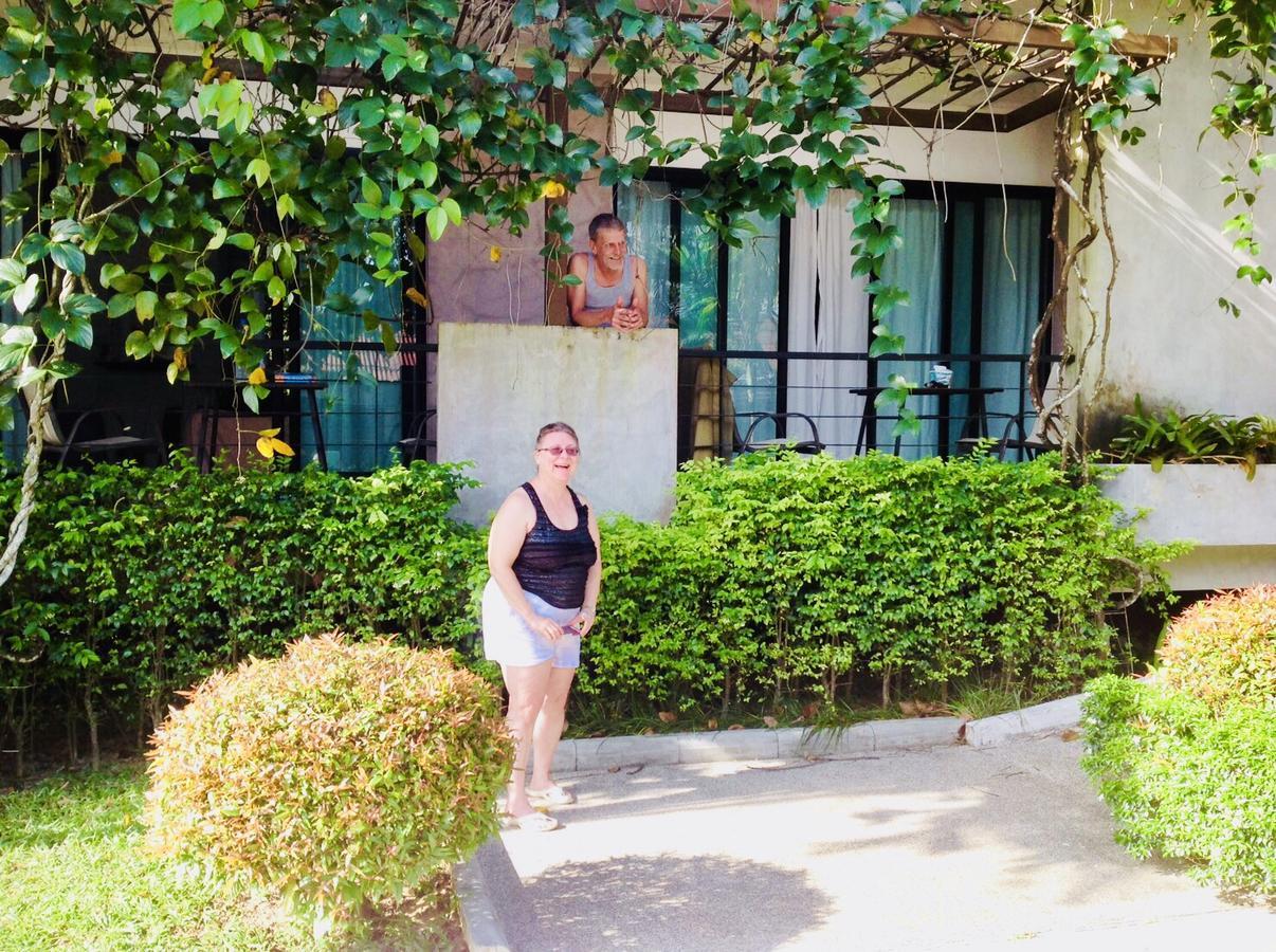 Wassana Sitdharma Guesthouse Trang Exterior foto