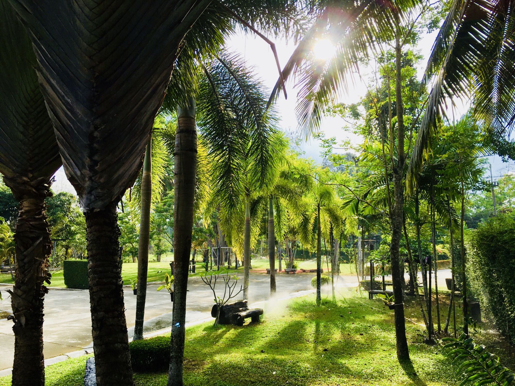 Wassana Sitdharma Guesthouse Trang Exterior foto